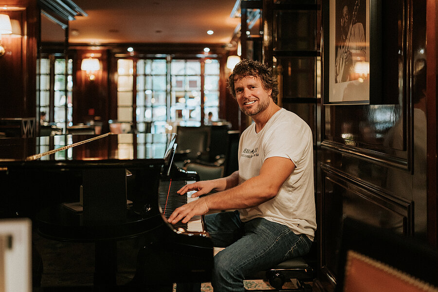 THOMAS BERGERSEN